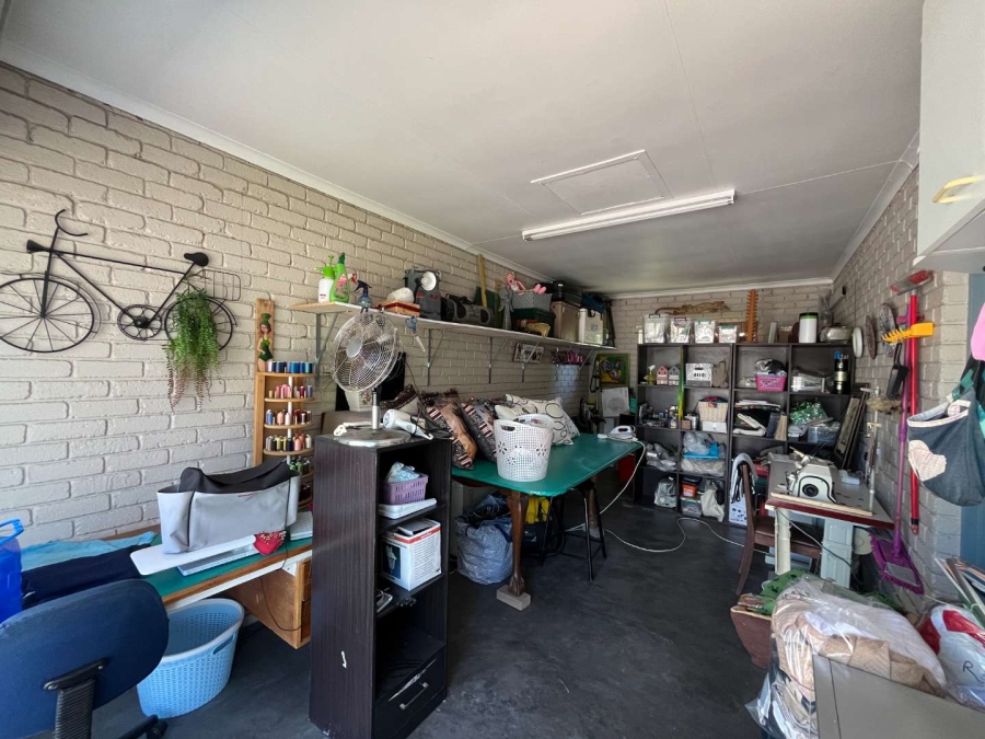 2 Bedroom Property for Sale in Die Rand Northern Cape